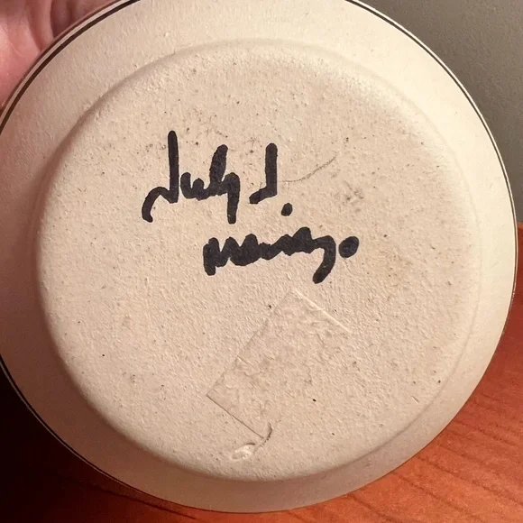 Cedar Mesa Signed hand-painted Pottery Bud Vase Desert Rainbow End of the trail - Picture 10 of 10